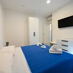 Dimora Domitia - Hotel apartamentowy Mondragone