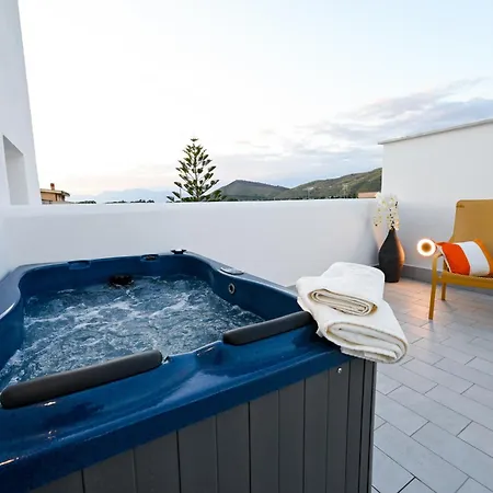 Dimora Domitia - Aparthotel