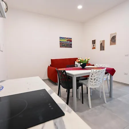 Dimora Domitia - Aparthotel