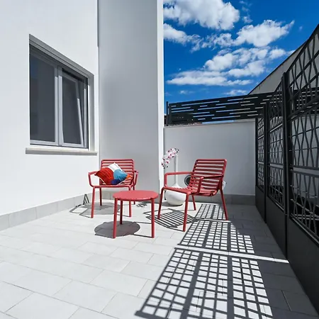 Dimora Domitia - Aparthotel 4*