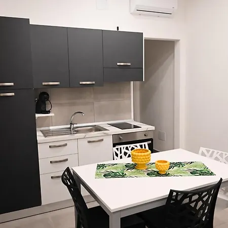 Aparthotel Dimora Domitia - Mondragone